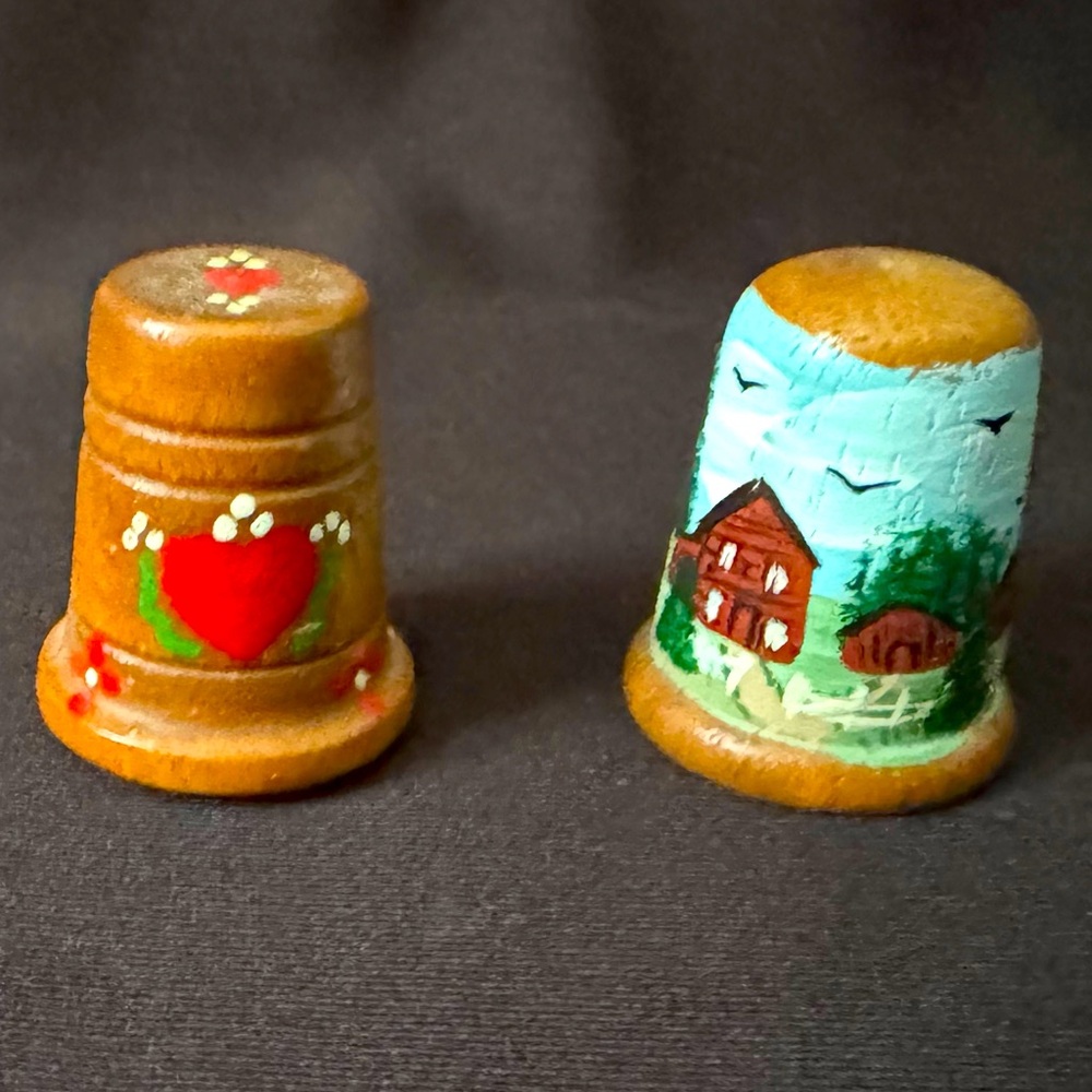 🌷Two Vintage Hand Painted Wooden Thimbles